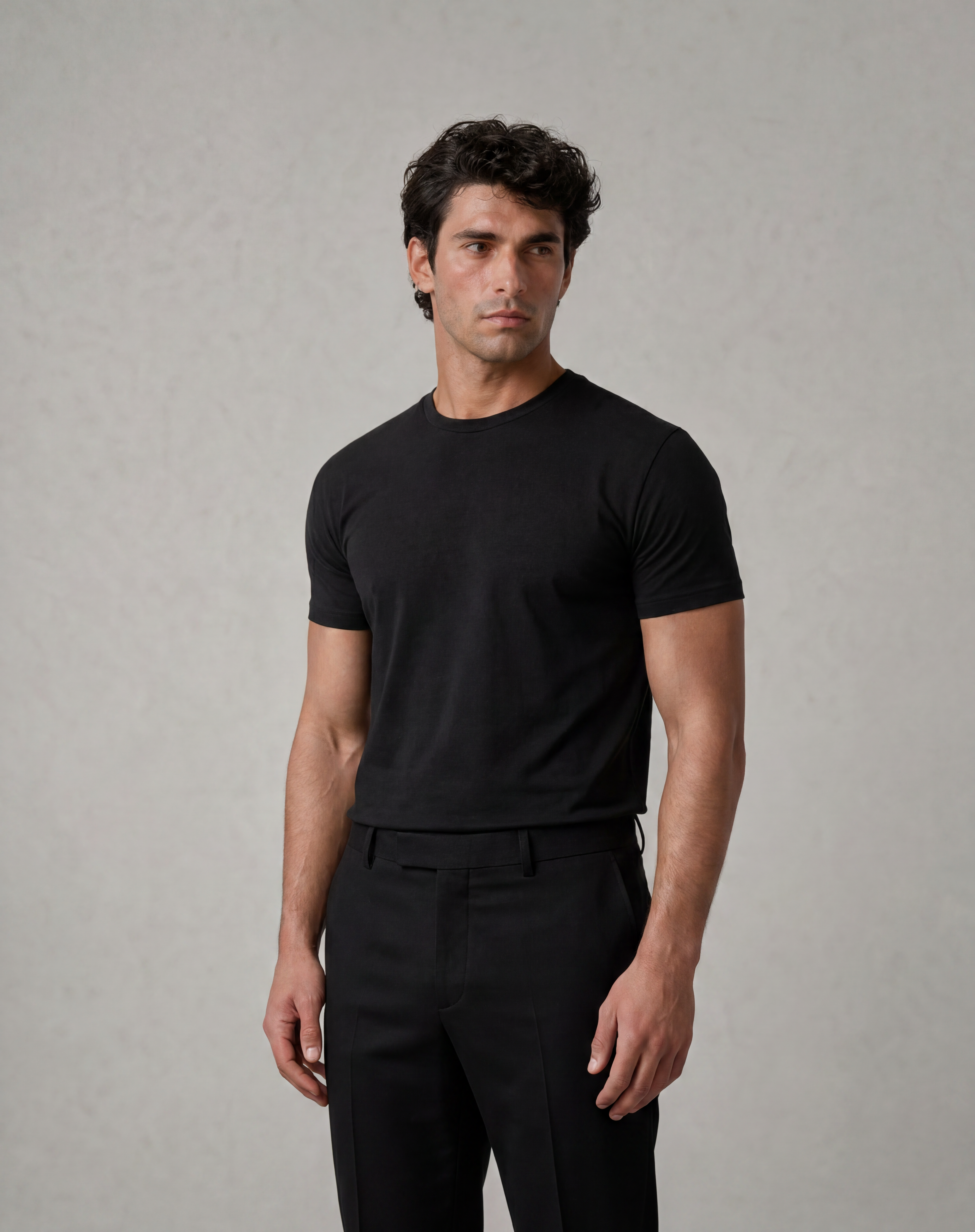 Essential Slim-Fit T-shirt – Black