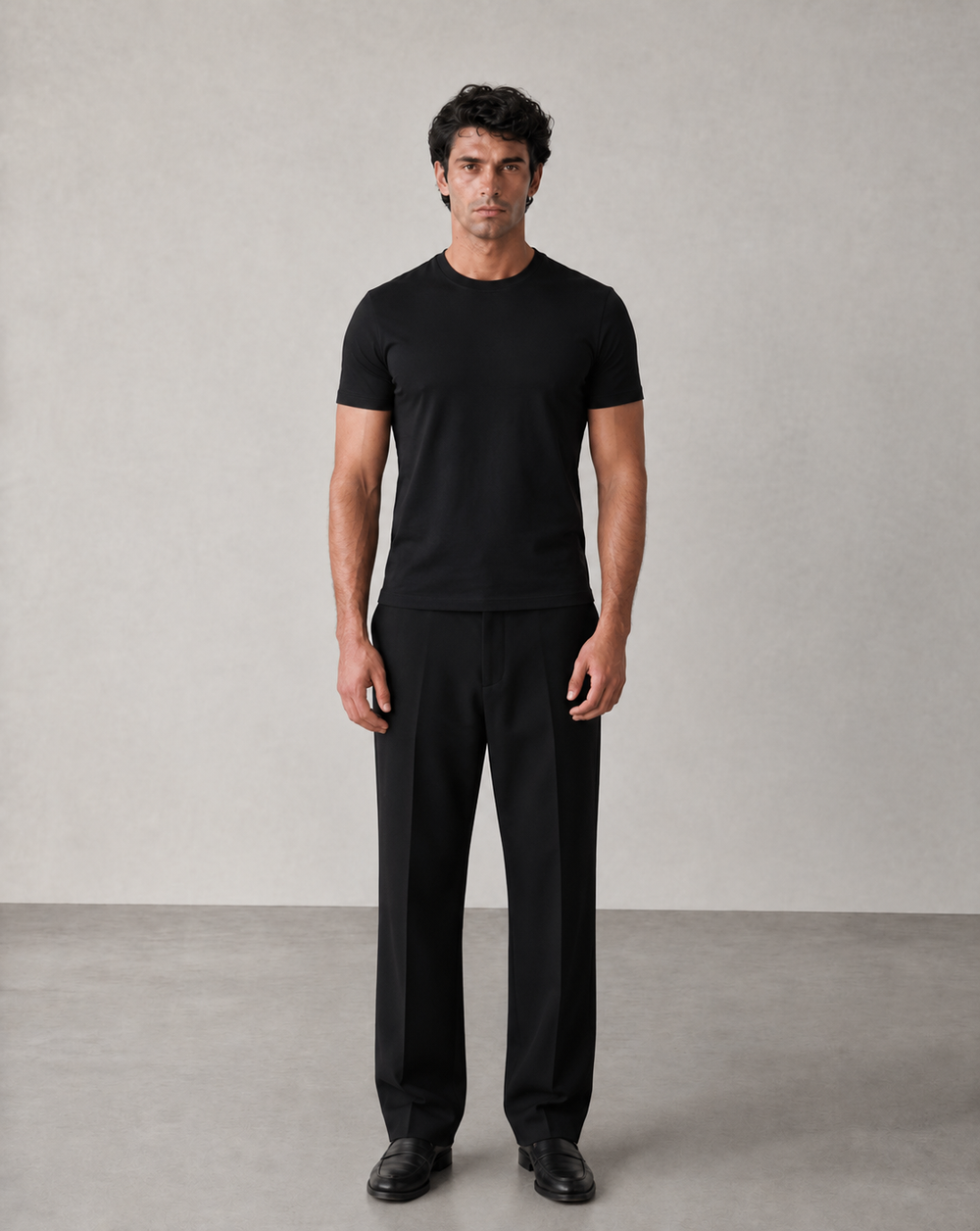 Essential Slim-Fit T-shirt – Black